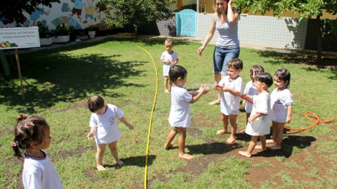 Banho de Mangueira - Minimaternal